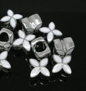 Пандора бусина "Цветок" серебро, эмаль белая, 13х10 мм, 5.2 мм 
