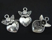 Подвеска "Ангел на сердце" серебро, 25х16 мм
